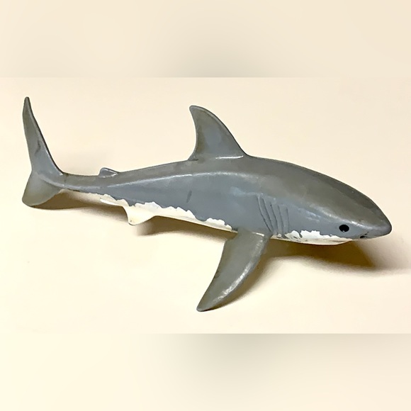 Vtg SCHLEICH Miniature Solid Hard Rubber Great White Shark Figurine Toy - Picture 7 of 16